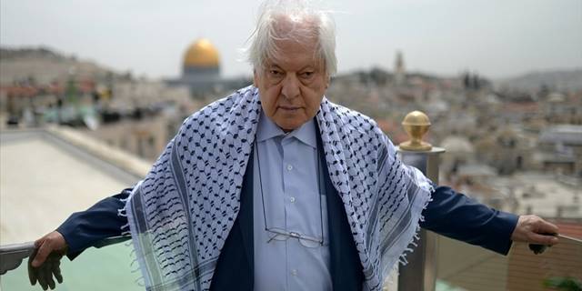 Kudüs'ten güç alan devrimci şair: Nuri Pakdil