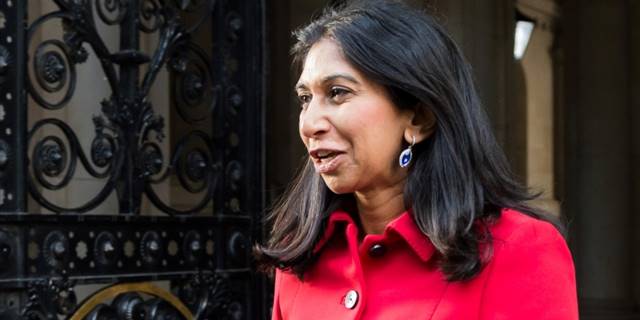 İngiltere İçişleri Bakanı Suella Braverman istifa etti