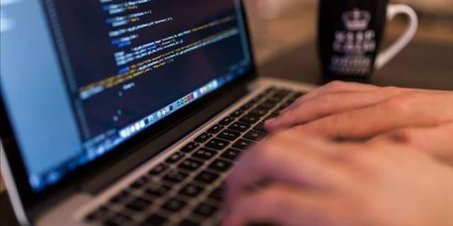 Interpol raporuna göre, finansal ve siber suçlar dünyadaki "en büyük" tehdit