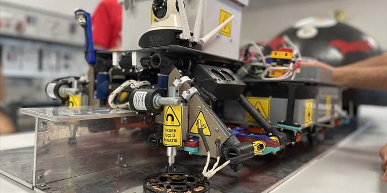 Üniversiteliler tasarladıkları 'hyperloop' ile Türkiye'de öncü olmak istiyor