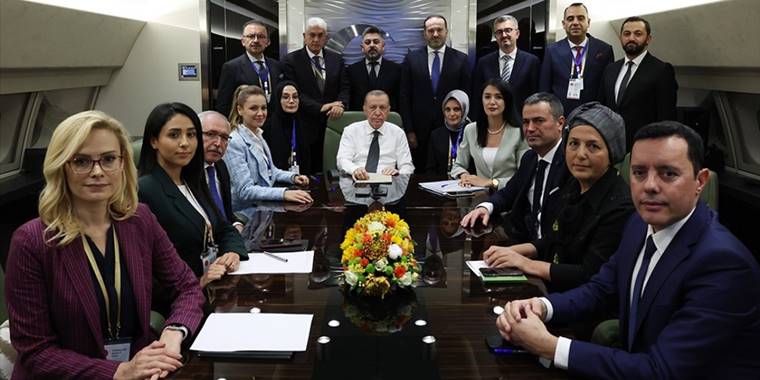 Cumhurbaşkanı Erdoğan: Başörtüsüne ilişkin anayasa değişikliğini kısa zamanda kamuoyuna sunacağız