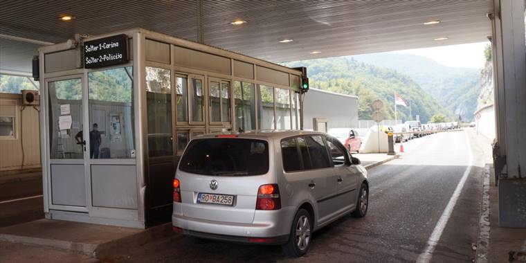 Batı Balkanlardaki ülkeler arasında kimlikle seyahat etme konusunda mutabakat sağlandı