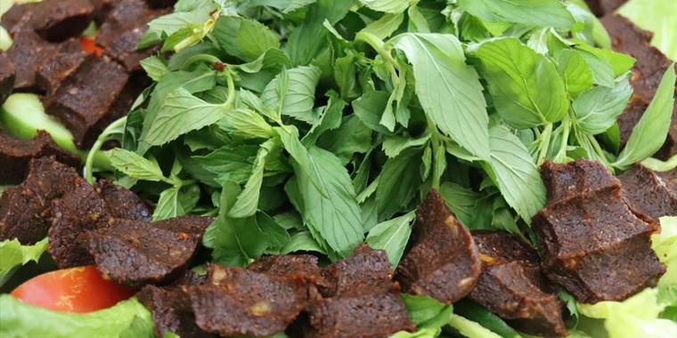 Şanlıurfa ve Adıyaman'ın paylaşamadığı doyumsuz lezzet: Çiğ köfte