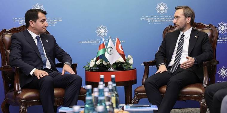 İletişim Başkanı Altun, İİT Enformasyon Bakanları Konferansı kapsamında ikili görüşmeler gerçekleştirdi