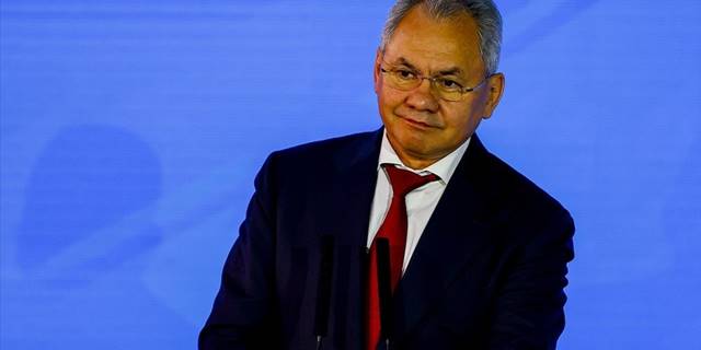 Rusya Savunma Bakanı Şoygu, Fransız mevkidaşı Lecornu ile Ukrayna'daki durumu görüştü