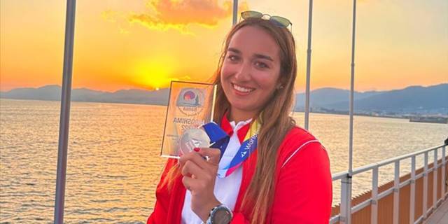 Para yelkenci Miray Ulaş, dünya ikincisi oldu