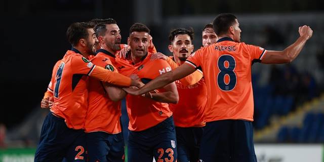 Medipol Başakşehir, UEFA Avrupa Konferans Ligi'nde yarın Fiorentina'ya konuk olacak