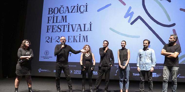 "Bir Umut" filmi aile içi ilişkileri farklı yönleriyle masaya yatırıyor