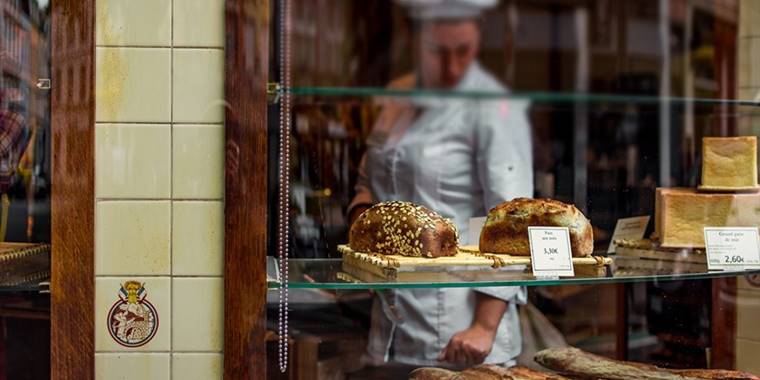 Fransa’da 500 fırıncı bir günlüğüne kepenk kapattı