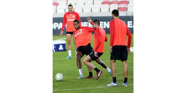 CFR Cluj, Sivasspor maçına hazır