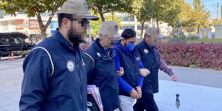 DEAŞ'ın "iletişim sorumlusu" ile "sözde emiri" Kırşehir'de yakalandı