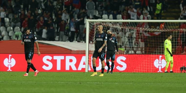 Trabzonspor deplasmanlarda yara aldı