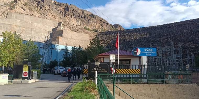 Sivas'ta trafonun patlaması sonucu 1 işçi öldü, 3 işçi yaralandı