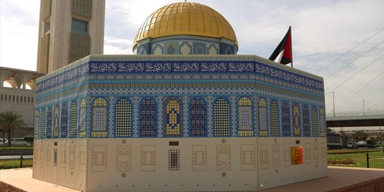 Cezayir, Arap Birliği Zirvesi'ni Arap dünyasının simge yapılarıyla karşılıyor