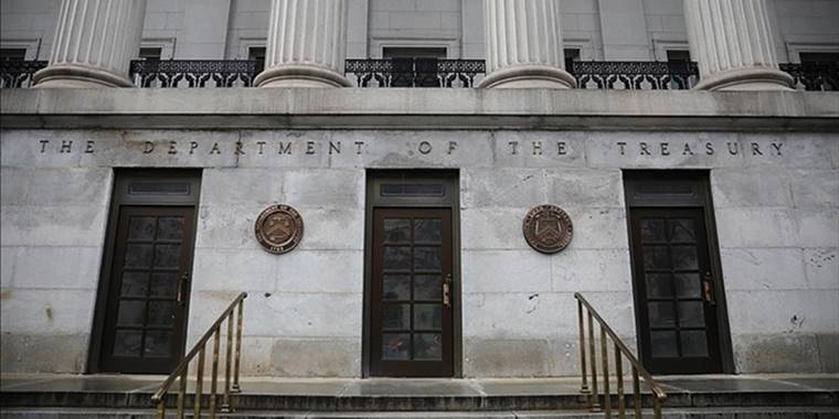 ABD'den Salman Rüşdi'nin öldürülmesi için ödül vadeden İranlı vakfa yaptırım