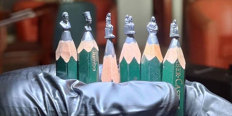 Mısırlı sanatçı kurşun kalemlerin ucuna ülkesinin antik tarihini işliyor