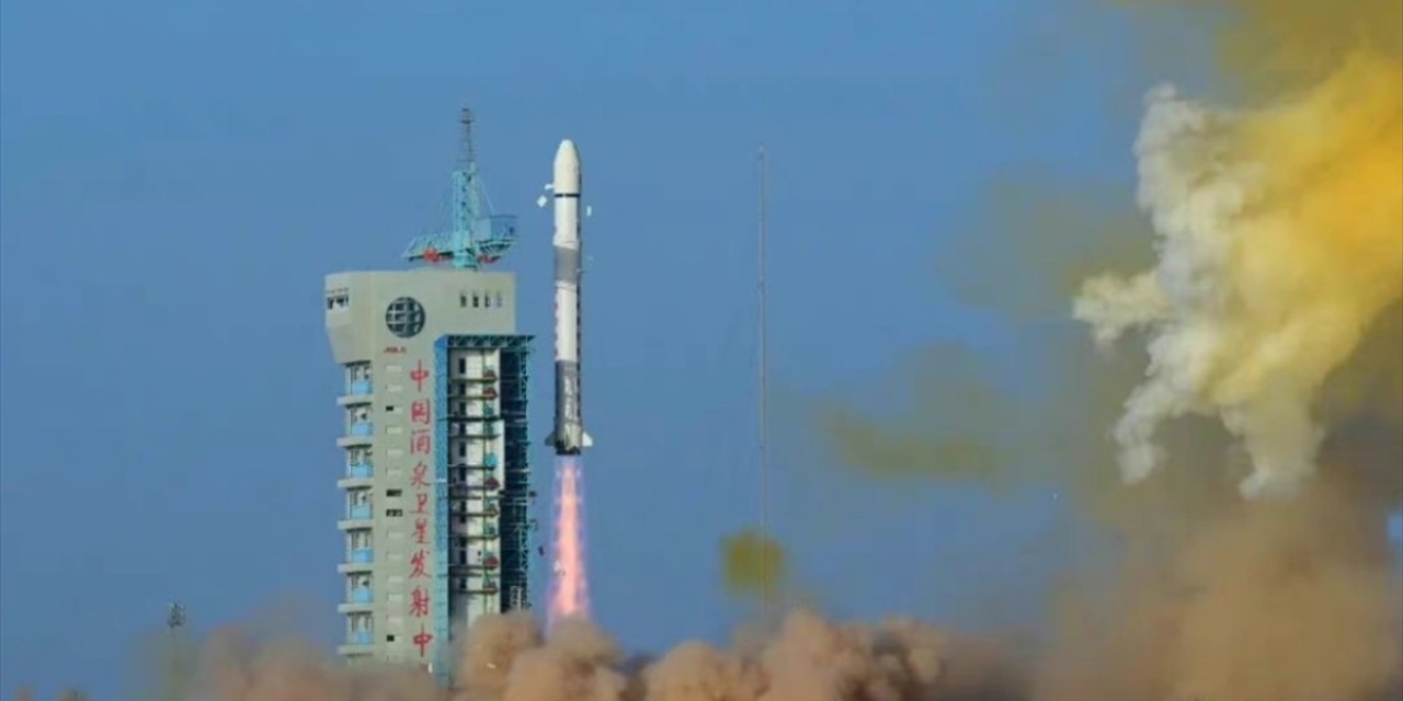 Çin, "Şiyan-20C" uydusunu uzaya fırlattı