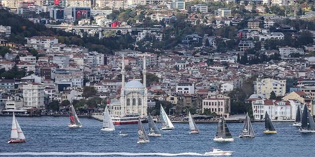 Cumhurbaşkanlığı 3. Uluslararası Yat Yarışları'nda Cumhuriyet Kupası İstanbul Boğazı'nda gerçekleştirildi