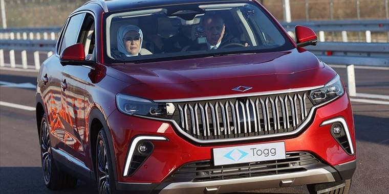 Cumhurbaşkanı Erdoğan, Togg aracını test etti