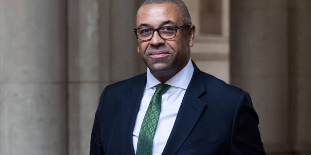 İngiltere Dışişleri Bakanı'ndan teröristleri finanssız bırakmak için birlikte çalışma çağrısı