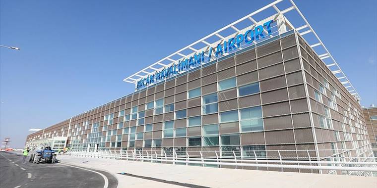 KKTC Ercan Havalimanı'nın inşası devam eden yeni terminal binası tanıtıldı