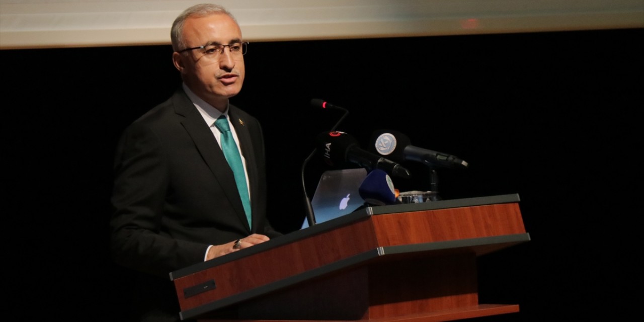 Kayseri Üniversitesinde akademik yıl törenle açıldı