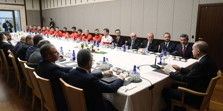 Cumhurbaşkanı Erdoğan, Ampute Futbol Milli Takımını kabul etti