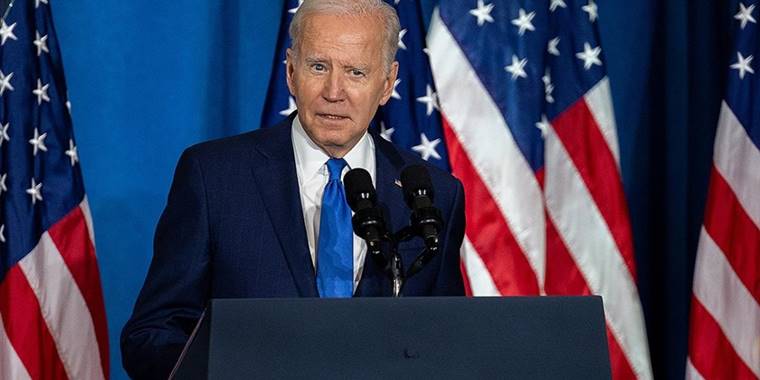 Biden, seçim sonuçlarını reddedenlerin ülkeyi kaosa sürükleyeceğini söyledi