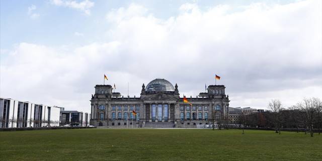 Batı Balkan ülkeleri arasında işbirliğini artırmak için Berlin'de 3 anlaşma imzalandı