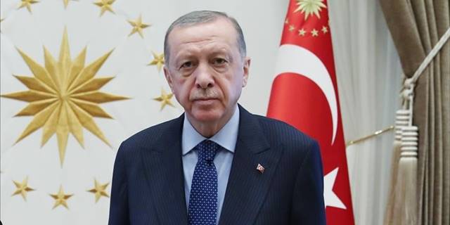 Cumhurbaşkanı Erdoğan'dan şehit Uzman Onbaşı Lokman Akçağlayan'ın ailesine başsağlığı