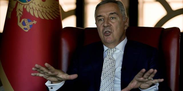 Karadağ Cumhurbaşkanı Djukanovic, "tartışmalı yasayı" meclise geri yolladı