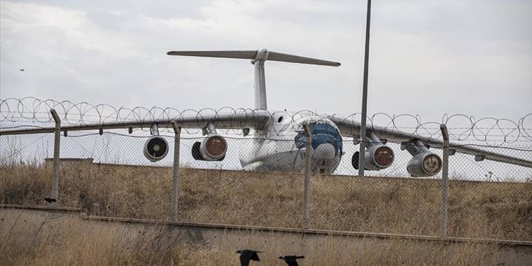 Erzurum'da 11 yıldır bekletilen 'misafir uçak' satılacak