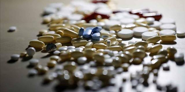 Eczacılardan "takviye edici gıda" uyarısı