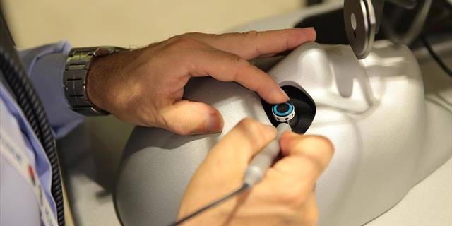 Cerrahi simülasyon eğitimi göz ameliyatlarındaki başarıyı artırıyor