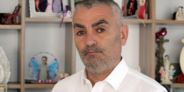 Mahra'nın babası, çocuklarını kuduz teşhisiyle kaybeden Bitlisli ailenin acısını paylaştı