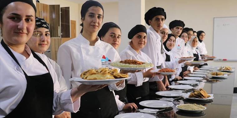 Ağrı'da geleceğin mutfak şefleri yetişiyor