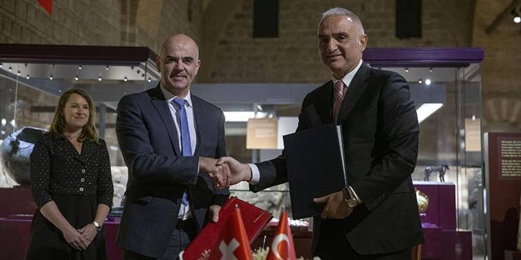 Türkiye ve İsviçre arkeolojik kültür varlıklarının iadesine ilişkin anlaşma imzaladı