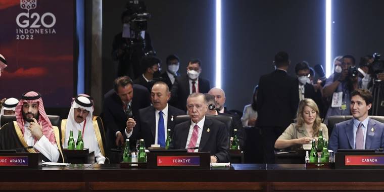 Dünya pirinçte de kriz yaşanması ihtimaliyle karşı karşıya