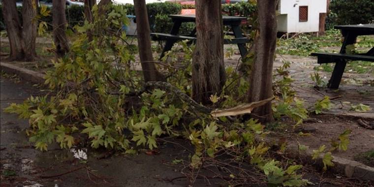 Ankara Valiliğinden kuvvetli rüzgar uyarısı