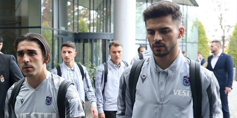 Trabzonspor, Abdülkadir Ömür ve Hüseyin Türkmen'in sözleşmesini 5 yıl daha uzattı