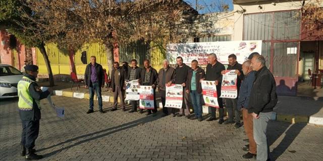 Nevşehir'de jandarma ekipleri köylerde trafik eğitimi veriyor