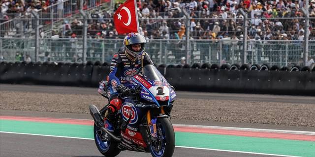 Milli motosikletçi Toprak Razgatlıoğlu, dünya ikinciliği için pistte 'hız' yapacak