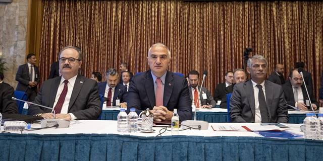 Kültür ve Turizm Bakanı Ersoy: Ocak-eylül 2022 döneminde turizm gelirimiz 35 milyar doları aştı