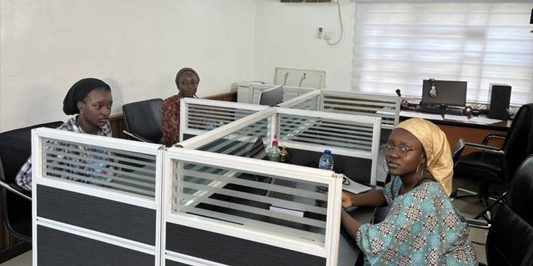 Türkiye mezunu Nijeryalı Asma'u, ülkesindeki genç kızlara kodlama eğitimi veriyor