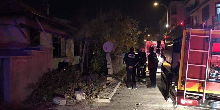 Konya'da müstakil evde çıkan yangın hasara yol açtı