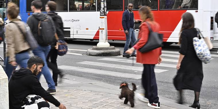 Fransa'da yoksulluk giderek artırıyor