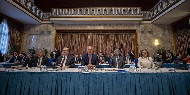 Bakan Ersoy: Cemevleri, Kültür ve Turizm Bakanlığına bağlanmadı