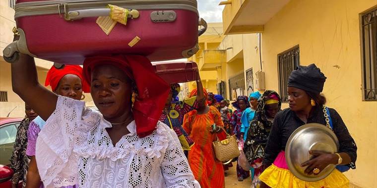 Senegal'de düğünleri aratmayan renkli kutlama: Bebek mevlidi