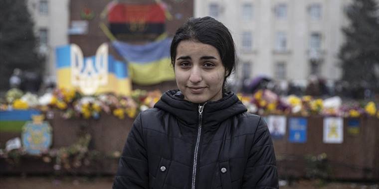 Ukrayna'da Rus güçlerinin çekildiği Herson'da kalan Ahıska Türkü genç yaşadıklarını anlattı