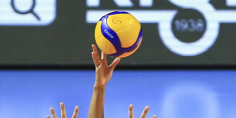 Kadınlar voleybolda derbi heyecanı